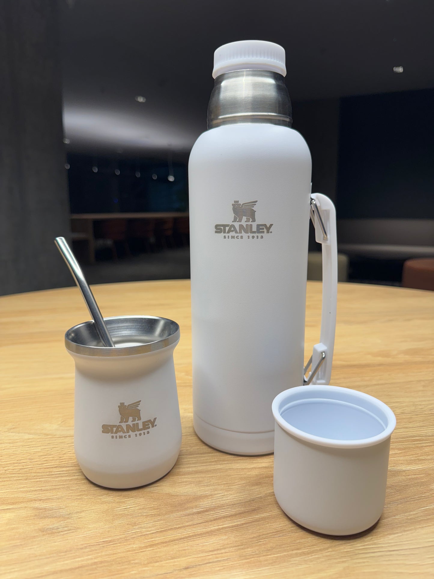 Promo 3×1 Stanley: Termo + Mate + Bombilla